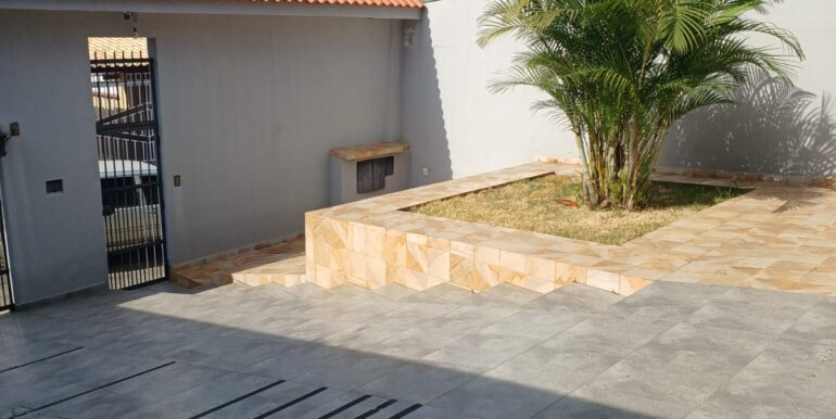 WhatsApp Image 2025-09-19 at 13.22.03