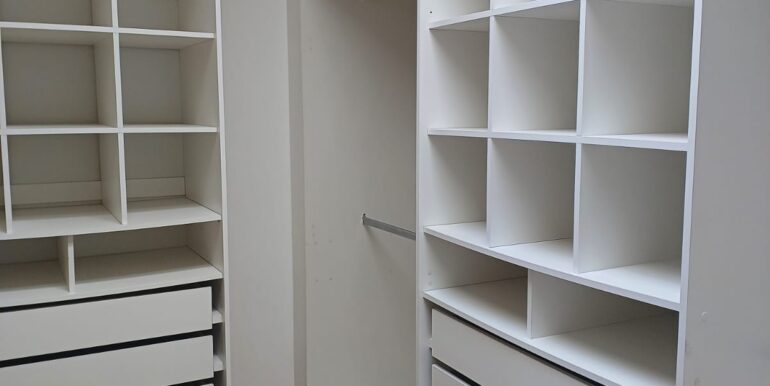 WhatsApp Image 2025-09-19 at 13.24.04 (5)