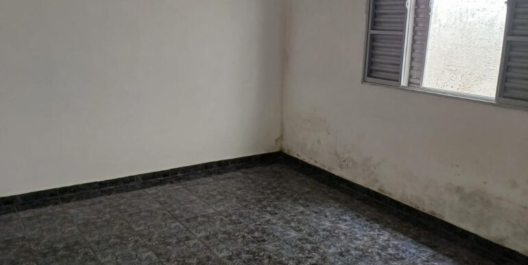 1000384757